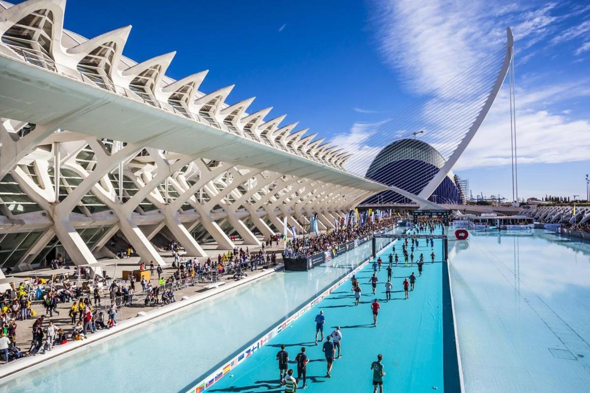 Apartamento Para 4 Personas En El Centro De Valencia, Plaza El Pilar Exterior photo